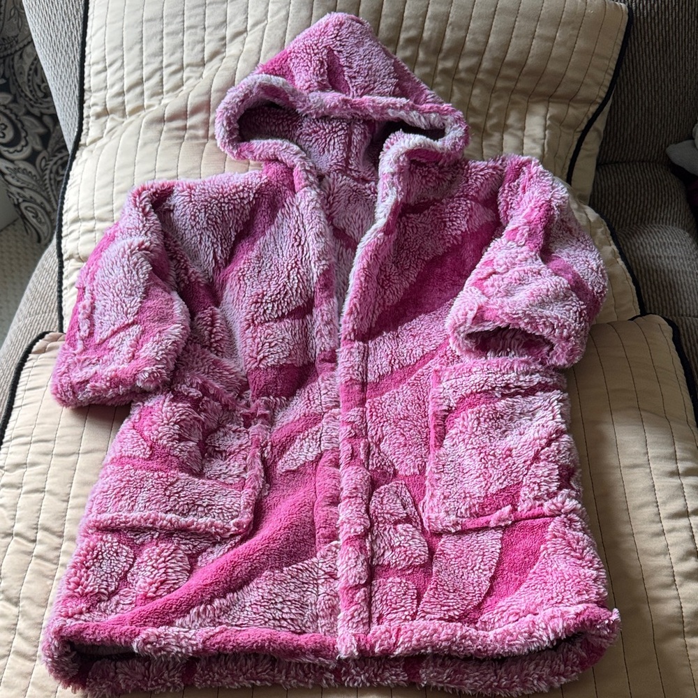 Cozy Pink Hooded Fleece Robe